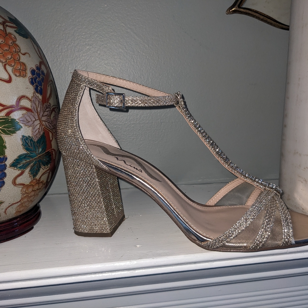 Nina Haviva sandal
